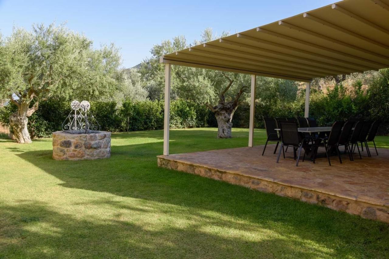 Nikole'S Villas Luxury 180M2 Tirós Exteriör bild