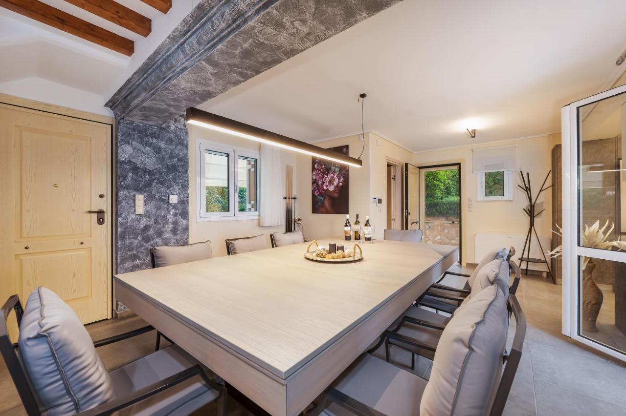 Nikole'S Villas Luxury 180M2 Tirós Exteriör bild